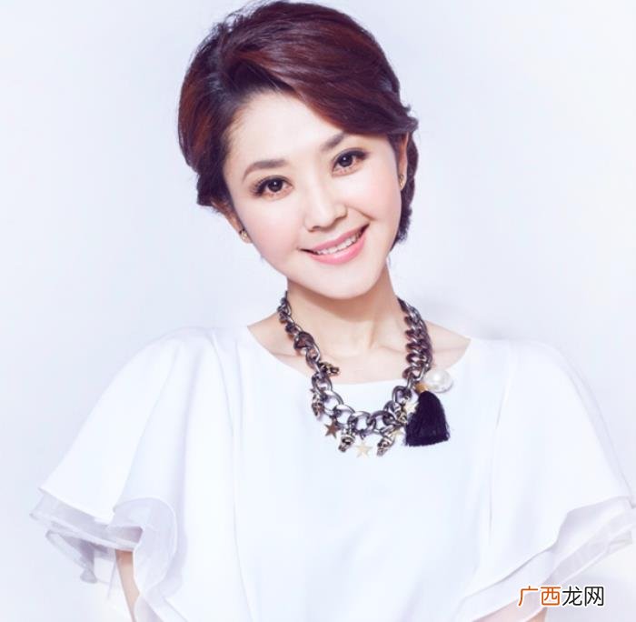15岁丧父后嫁大8岁领导 要不要娶丧父的女孩