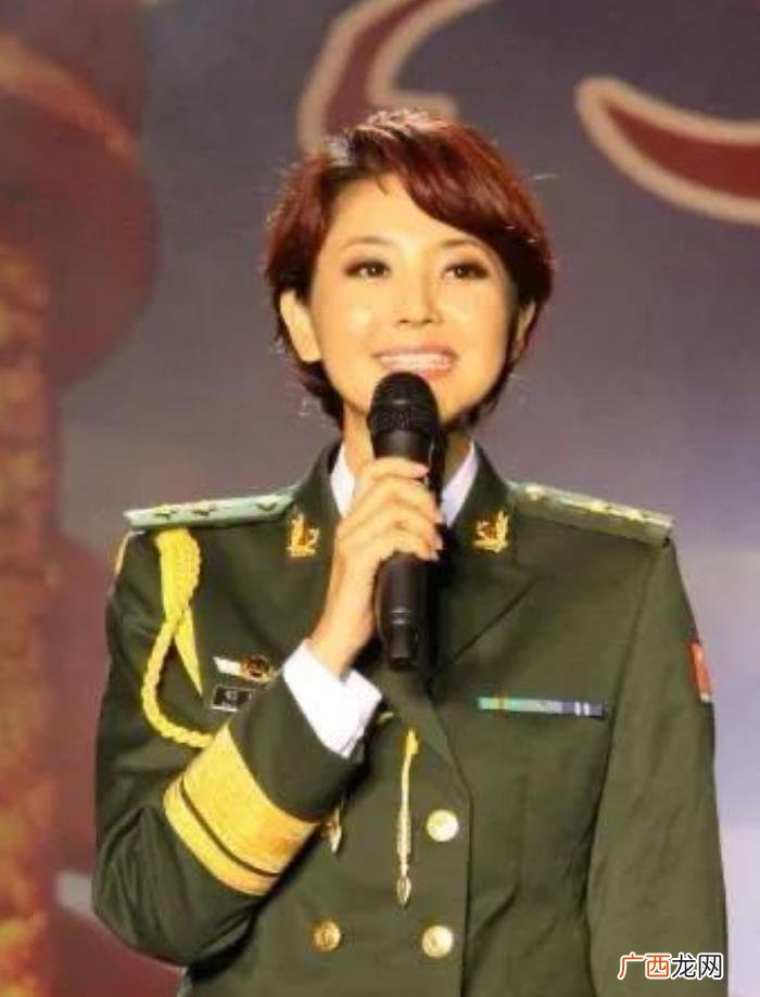 15岁丧父后嫁大8岁领导 要不要娶丧父的女孩