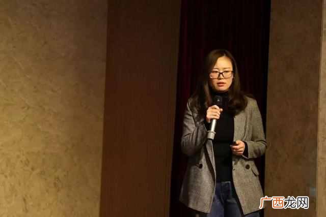 快手是如何运营的 快手怎么赚钱提现的