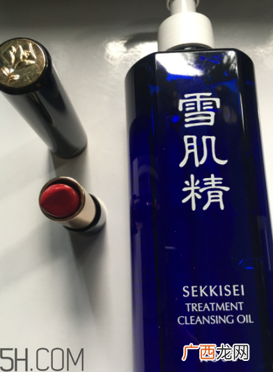 雪肌精卸妆油可以卸眼妆吗？雪肌精卸妆油乳化快吗？