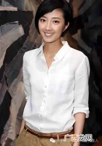 长袖衬衣搭什么外套（女士衬衫的搭配技巧大全