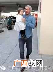 长袖衬衣搭什么外套（女士衬衫的搭配技巧大全