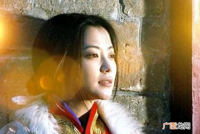 玉漱最后为什么死了，玉漱为什么不愿意出皇陵