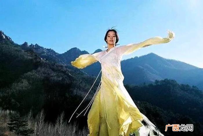玉漱最后为什么死了，玉漱为什么不愿意出皇陵