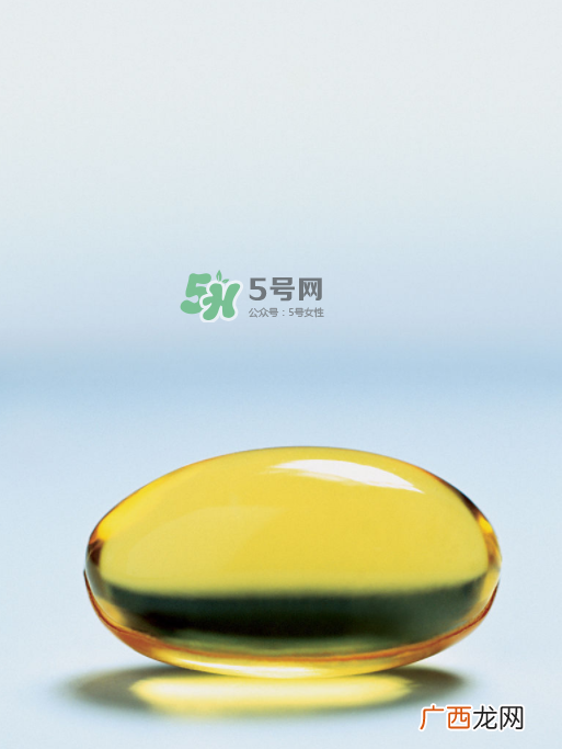 鱼肝油是鱼的肝做成的吗？鱼肝油是鱼油吗？