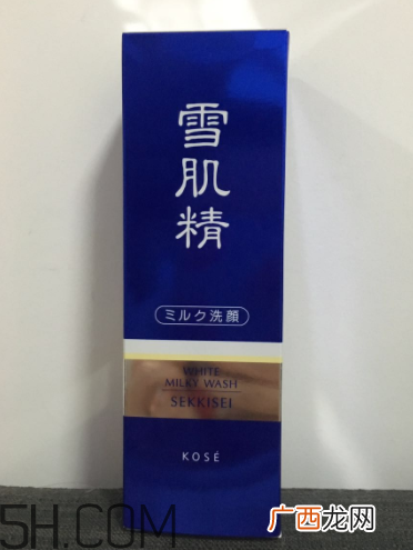 雪肌精柔净洗颜乳有泡沫吗？适合干皮吗？