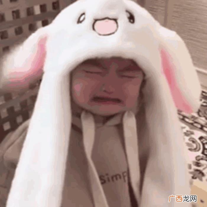 我只需要一个拥抱就好了 我需要一个拥抱