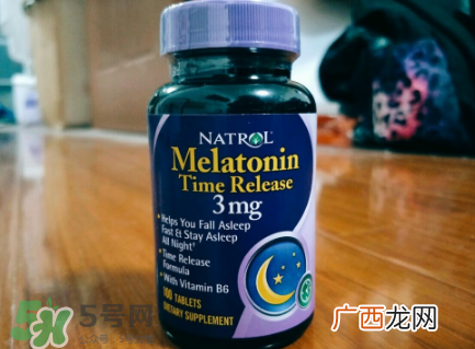褪黑素可以和钙片一起吃吗？
