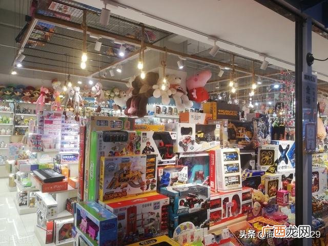 学校旁边适合做什么生意 学校旁边开什么店最好