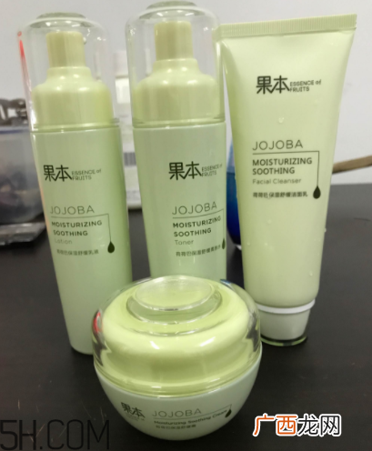 诗婷露雅荷荷巴系列有刺激吗？适合敏感肌吗？