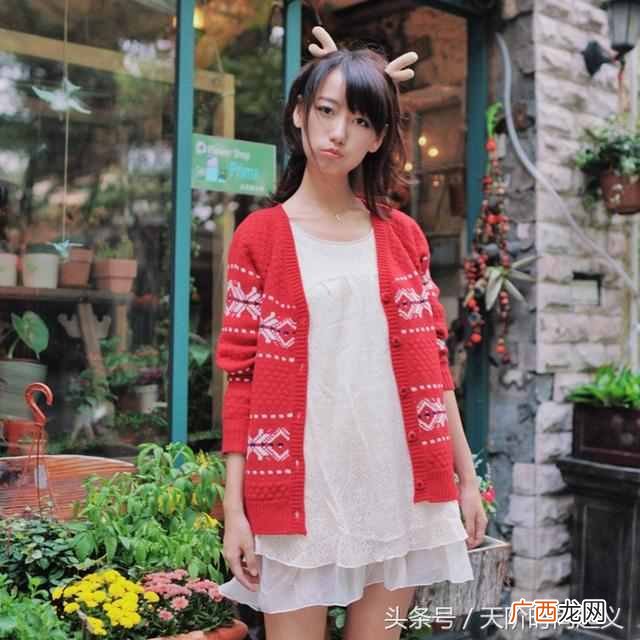 圣诞节穿什么颜色服装（5种圣诞主题抢眼搭配方