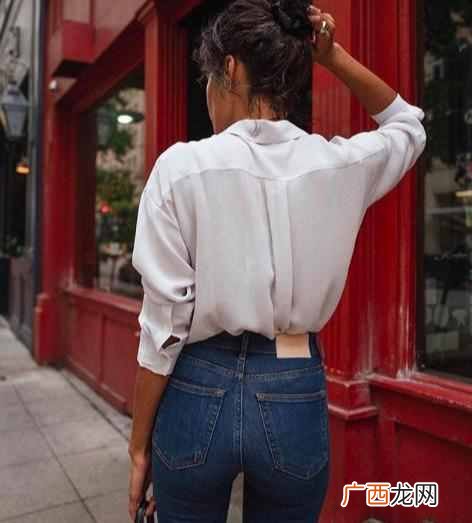 少女适合穿什么牌子（适合年轻女生的衣服牌子