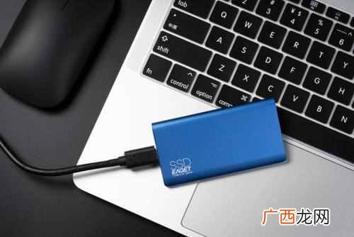 忆捷移动硬盘怎么样（忆捷移动硬盘的初始密码