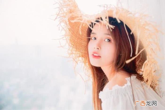 傲娇的女生是什么心理，一个骨子里傲娇的女人