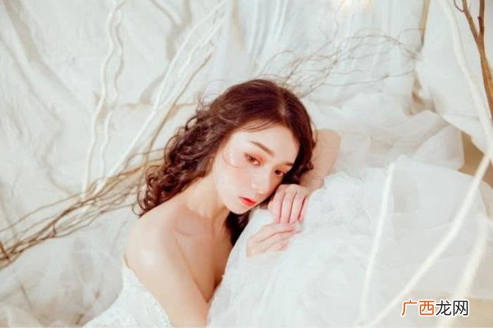 傲娇的女生是什么心理，一个骨子里傲娇的女人