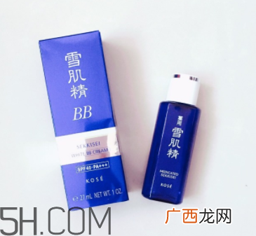 雪肌精化妆水适合干皮吗?适合痘肌吗?
