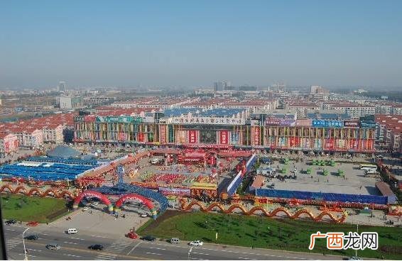 想代理化妆品牌怎么找厂家 怎样寻找化妆品供货商