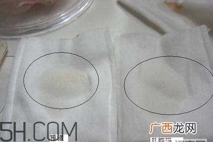 纹眼线后化妆了怎么卸妆？化妆棉和卸妆棉用法