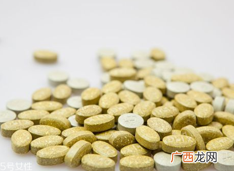 妈富隆要空腹吃吗？妈富隆如何正确服用