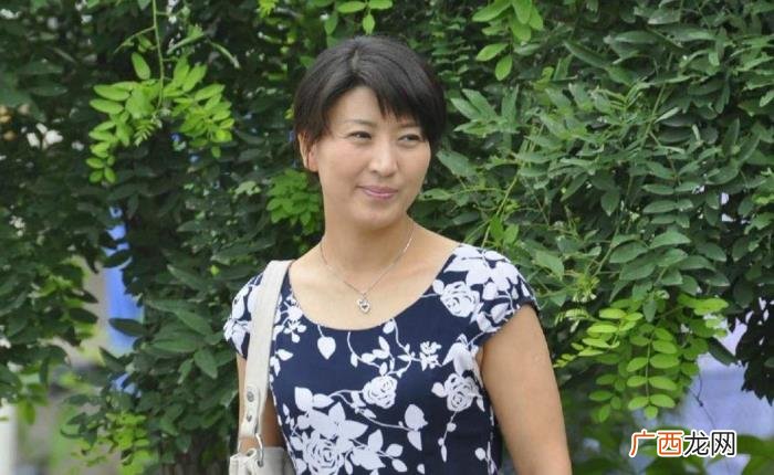 两任丈夫都是二婚 阎学晶的两任老公