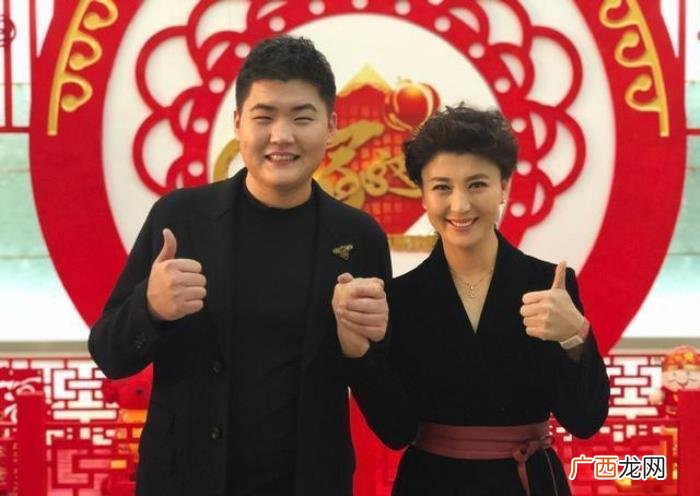 两任丈夫都是二婚 阎学晶的两任老公