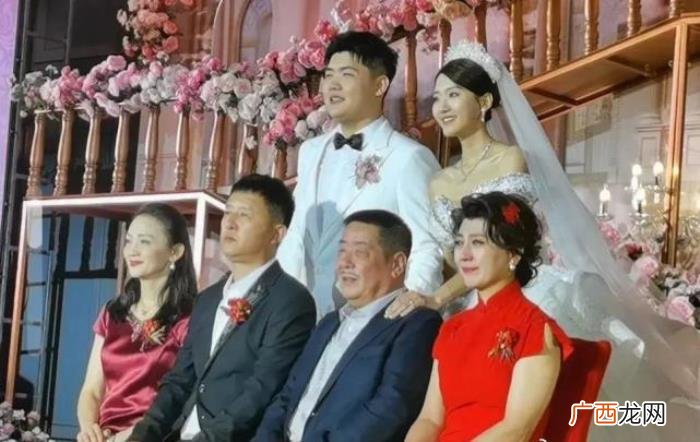 两任丈夫都是二婚 阎学晶的两任老公