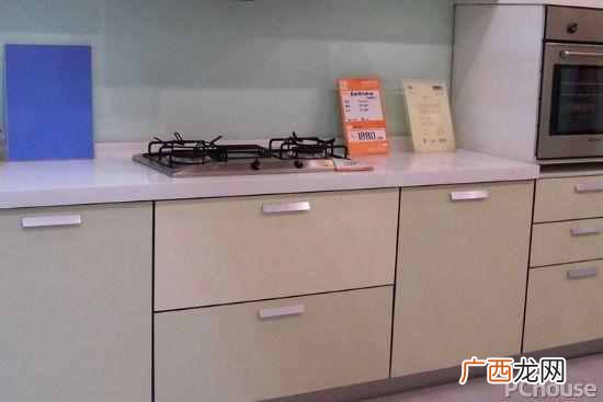整体橱柜材质如何挑选 老板整体厨房怎么样