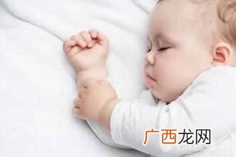 不同时期选枕头各有讲究 婴儿睡什么枕头好
