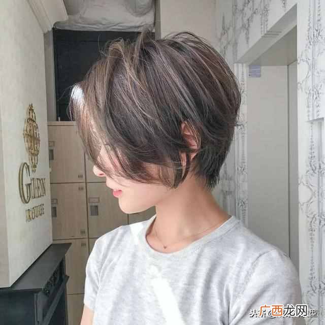 值得推荐的短发发型 头发厚适合什么发型