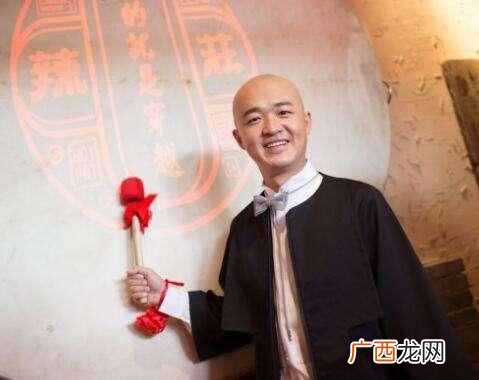 包贝尔和王祖蓝什么关系（两个人为什么那么像