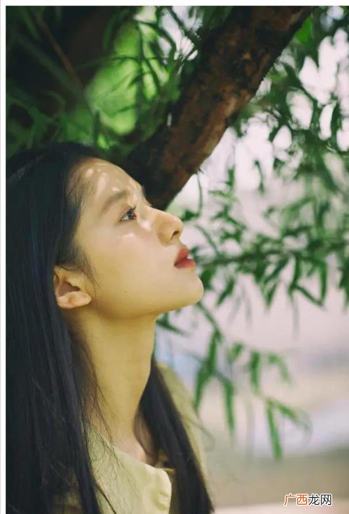 撞脸女明星对比照，娱乐圈内撞脸的女明星