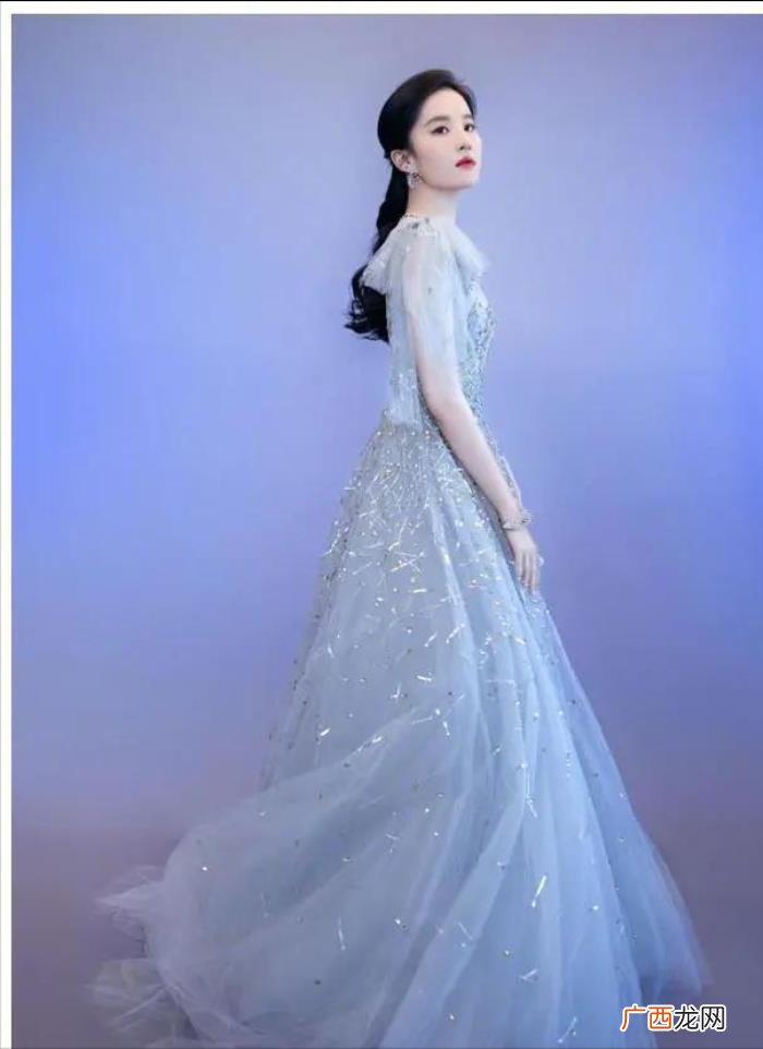 撞脸女明星对比照，娱乐圈内撞脸的女明星
