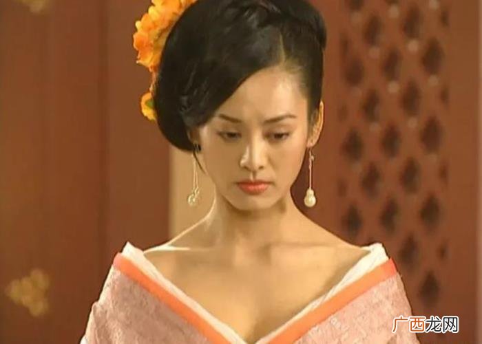 明星古装图片，10位古装美人露肩古装