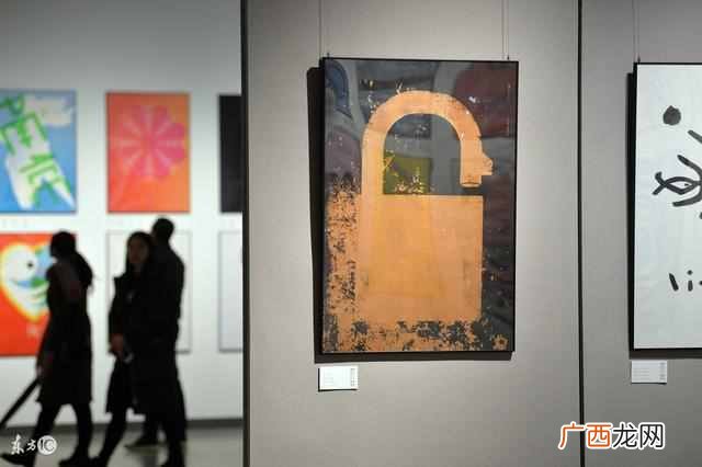 网络用语围脖是什么意思 围脖是什么意思