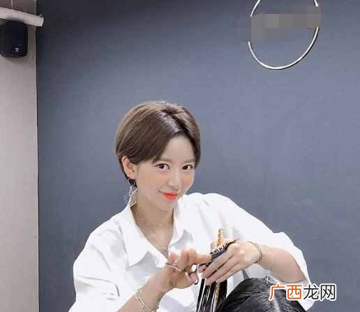 推荐几款好看的发型 学生剪什么发型好看