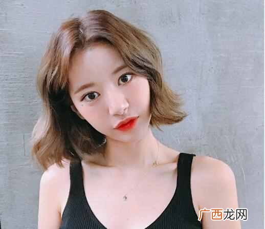 推荐几款好看的发型 学生剪什么发型好看
