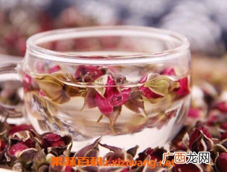 月季花泡水喝的功效与作用