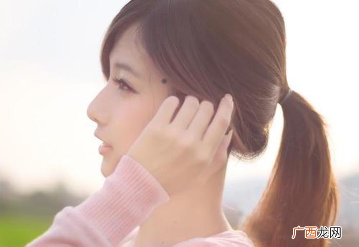 屁股有痣的女人，细数女人身上的幸福好运痣