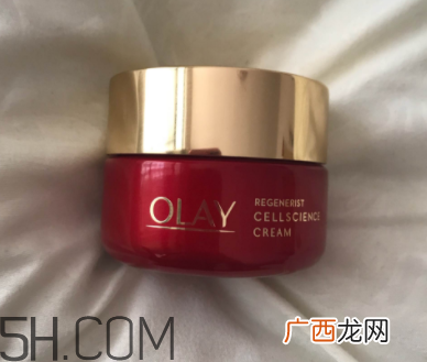 Olay小脸面霜适合秋冬吗？适合油皮吗？