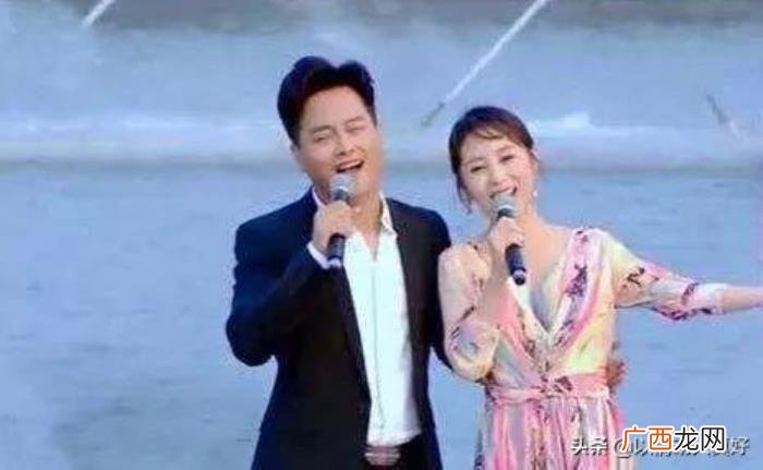 云飞在前妻女儿紧要关头 云飞结婚照