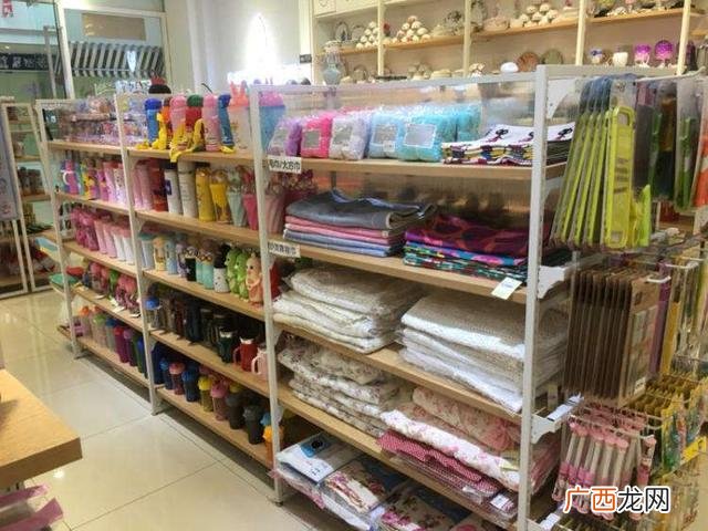饰品店要进货什么,10元饰品店批发货源