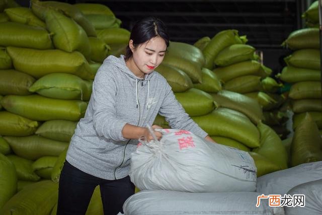 从白手起家到月收一百万 90后白手起家的女富豪