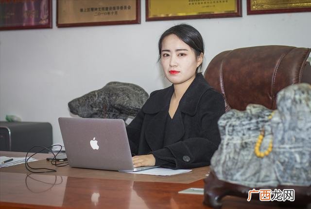 从白手起家到月收一百万 90后白手起家的女富豪