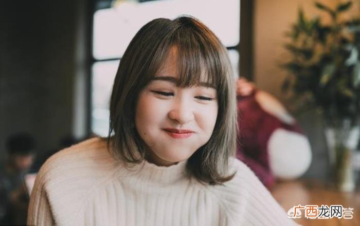 女孩说不合适是考验吗，当女生说我们不合适时