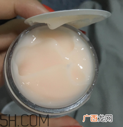 倩碧水磁场面霜每次用多薄？每次用多少毫升？
