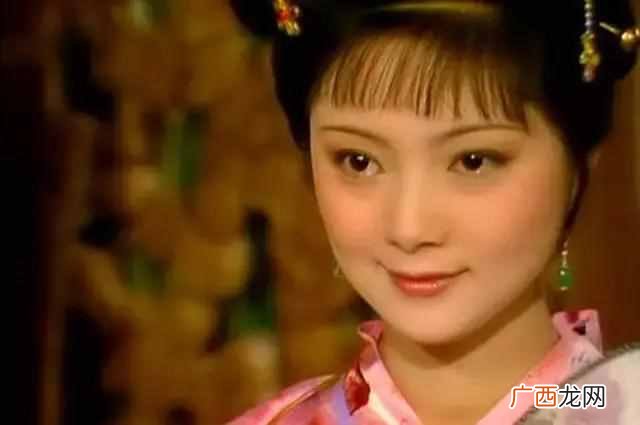 小家碧玉是什么样子 大家闺秀是什么意思