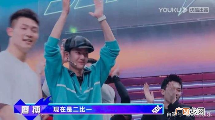 王一博张艺兴谁的舞跳得好，王一博张艺兴斗舞好炸