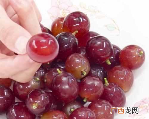 面粉洗葡萄什么原理 怎么洗葡萄又快又干净