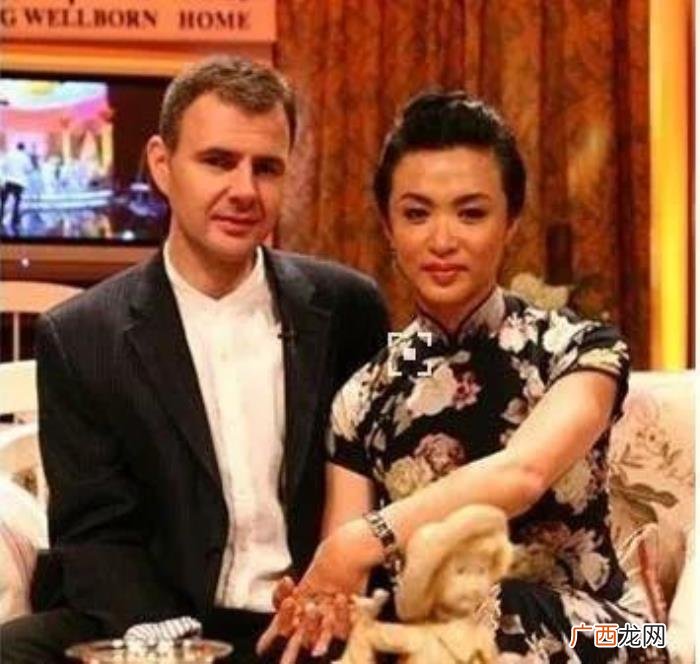 毒舌金星的疯狂变性人生 金星为什么要变性