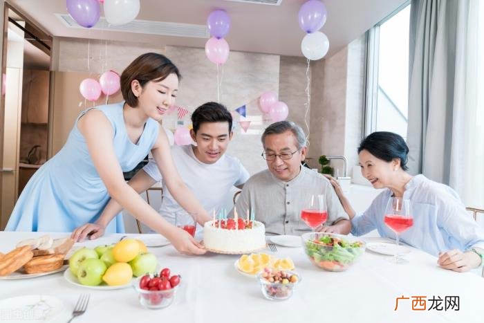 夫妻感情不好怎么化解 两夫妻感情不好怎么办